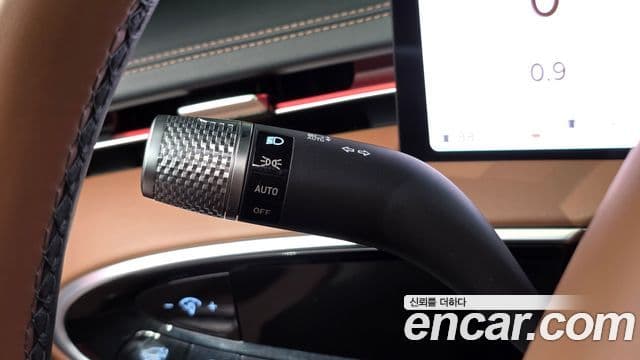 Genesis GV70 2025 — Photo 3/33
