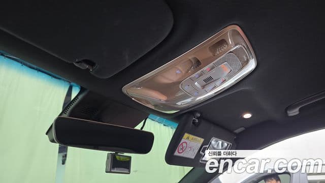 Genesis GV70 2021 — Şəkil 18/20