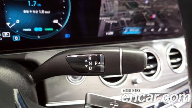 Mercedes-Benz E-Class 2022 — Şəkil 9/20