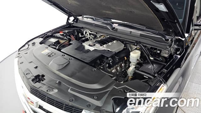 Cadillac Escalade 2018 — Şəkil 6/20