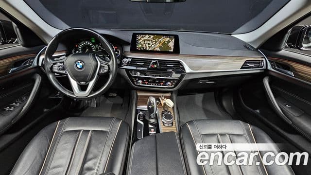 BMW 5 Series 2019 — Фото 7/20