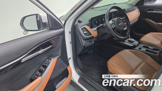 Kia Seltos 2024 — Şəkil 11/20