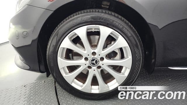 Mercedes-Benz E-Class 2018 — Şəkil 5/20