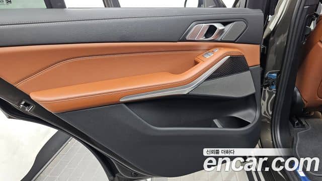 BMW X7, 2025