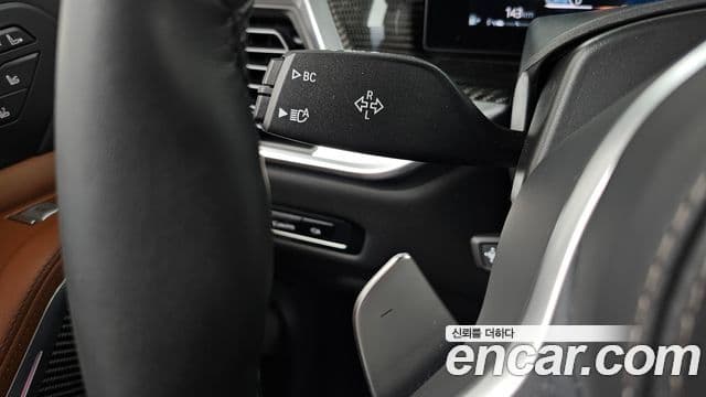 BMW X7 2025 — Photo 13/36