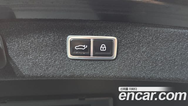 Genesis Electrified G80 2024 — Şəkil 19/20