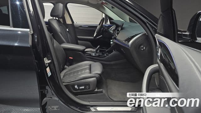 BMW X4 2021 — Photo 20/30