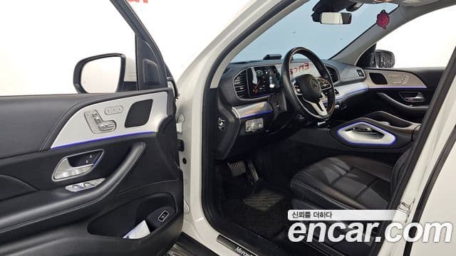 Mercedes-Benz GLE-Class 2021 — Şəkil 10/20