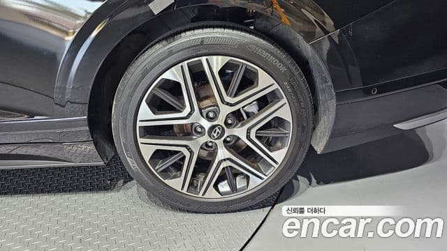 Hyundai Grandeur Hybrid 2023 — Şəkil 13/31
