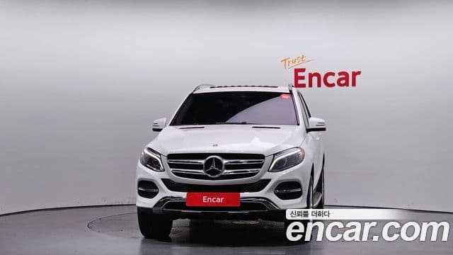 Mercedes-Benz GLE-Class 2018 — Şəkil 2/20