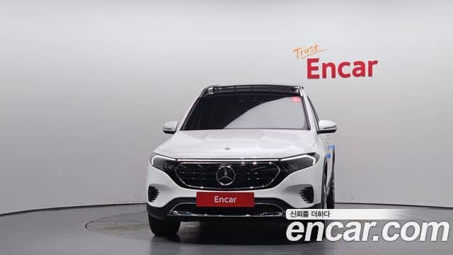 Mercedes-Benz EQB, 2024