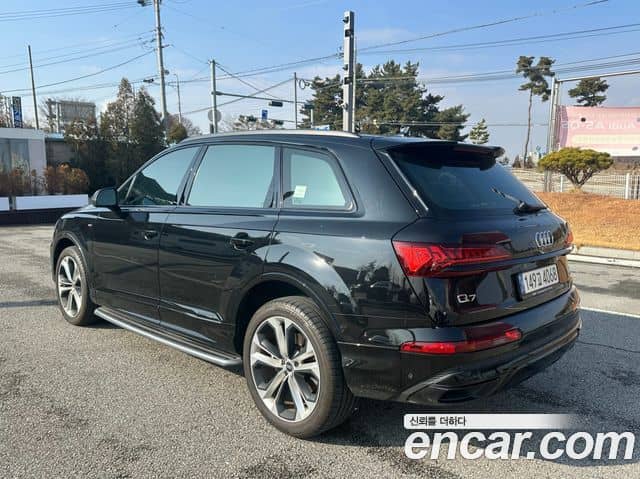 Audi Q7, 2022