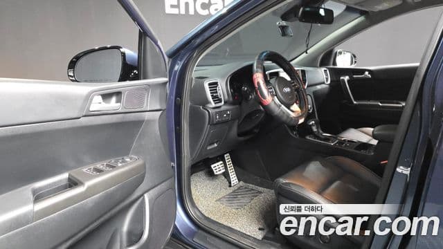 Kia Sportage The Bold 2021 — ფოტო 10/20