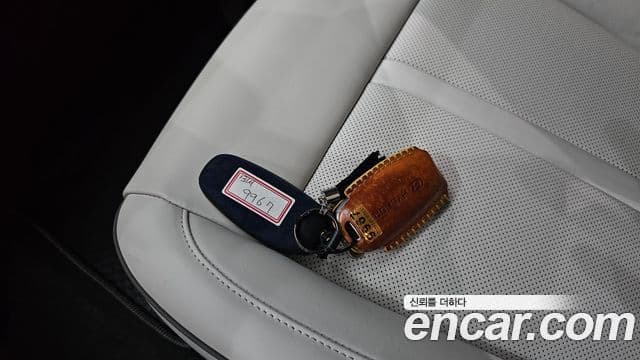Hyundai Staria 2022 — Photo 7/32