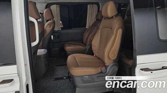 Hyundai Staria 2024 — Фото 12/20