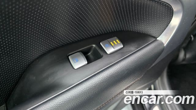 Genesis G70 2019 — Şəkil 18/20