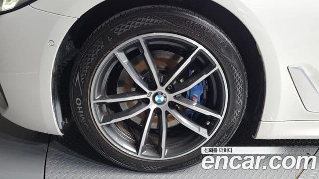 BMW 5 Series 2021 — фото 5 из 20