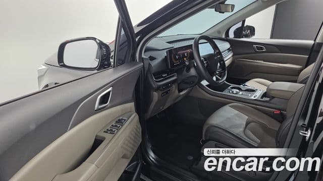 Kia Carnival 2024 — Şəkil 11/20