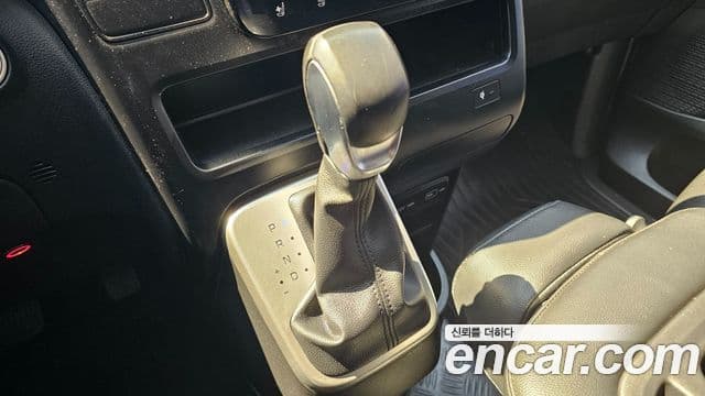 Hyundai Staria 2021 — Şəkil 6/18