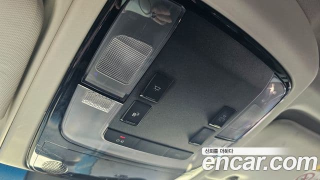 Hyundai Staria 2021 — Şəkil 16/18