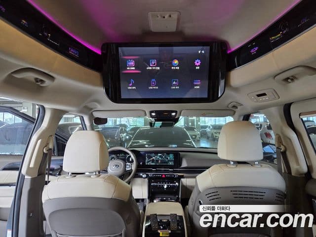 Kia Carnival 2021 — фото 3 из 14
