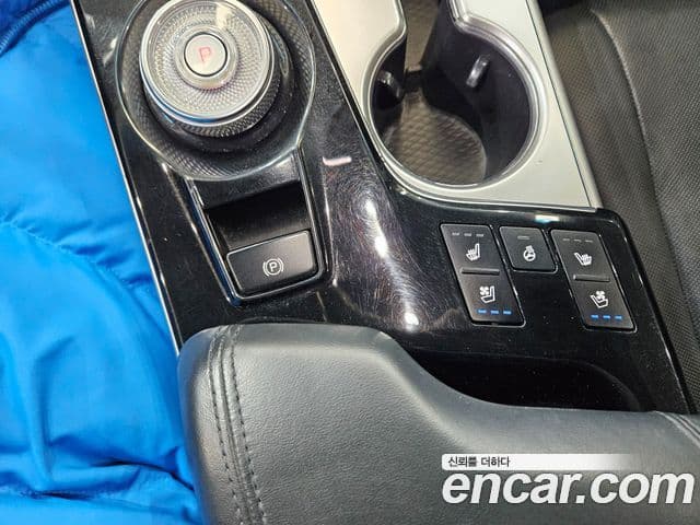 Kia K8 2022 — фото 14 из 20