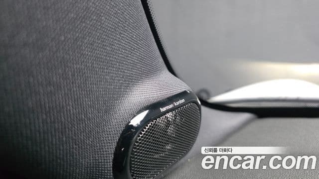 Mini Cooper Electric 2023 — ფოტო 3/38
