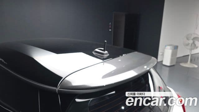 Mini Cooper Electric 2023 — ფოტო 27/38