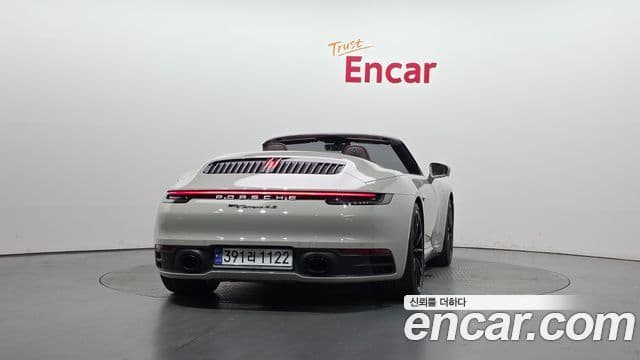 Porsche 911 2023 — ფოტო 4/20