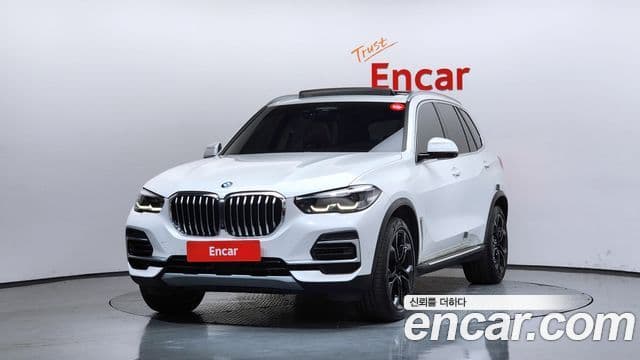 BMW X5 2022 — Фото 1/20