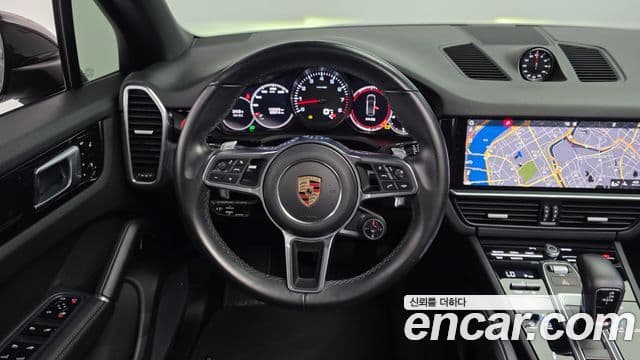 Porsche Cayenne 2019 — Şəkil 13/20
