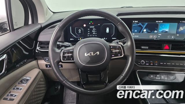 Kia Carnival 2023 — Şəkil 13/20