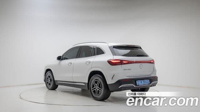 Mercedes-Benz EQA 2025 — ფოტო 7/19