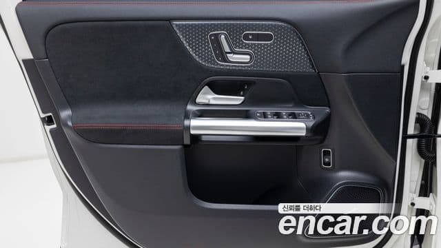 Mercedes-Benz EQA 2025 — ფოტო 9/19