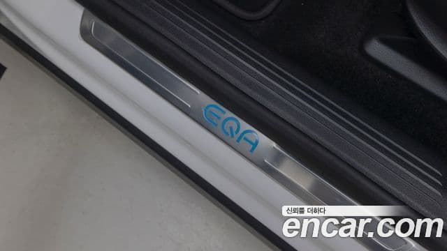 Mercedes-Benz EQA 2025 — ფოტო 16/19
