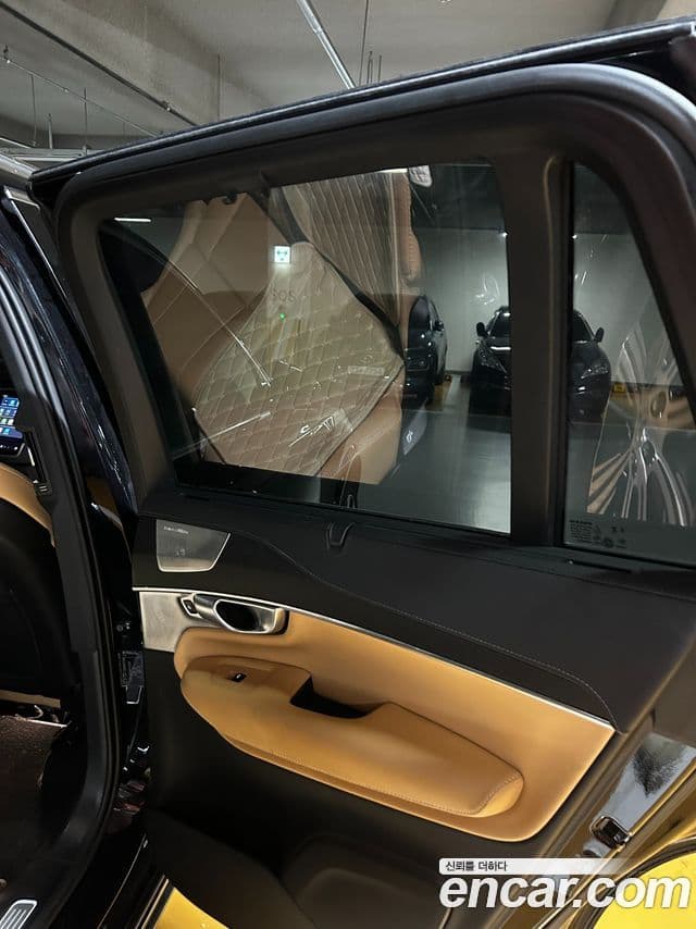 Volvo XC90 2023 — Şəkil 11/19