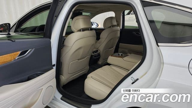 Genesis G80 2023 — ფოტო 26/34