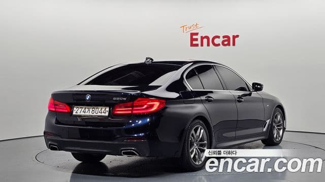 BMW 5 Series 2019 — Şəkil 2/20