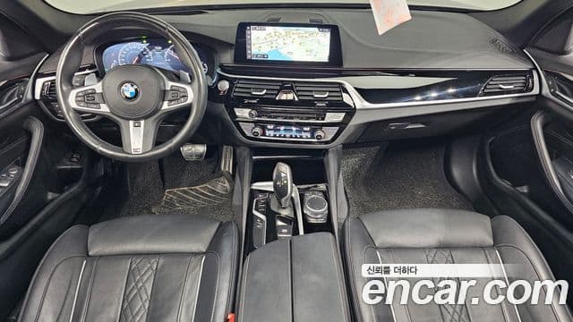 BMW 5 Series 2019 — Şəkil 7/20