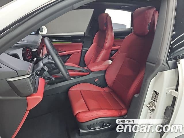 Porsche Macan EV 2025 — ფოტო 7/20