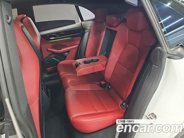 Porsche Macan EV 2025 — ფოტო 20/20