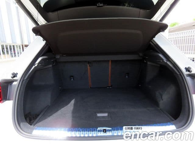 Audi Q3 2020 — Photo 12/20