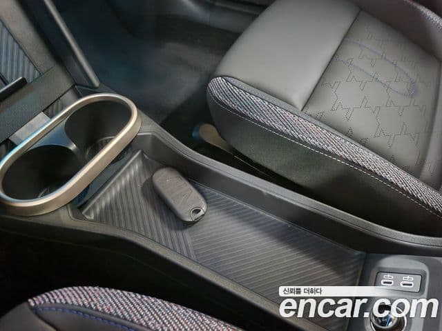 Mini Cooper C 2025 — ფოტო 18/20