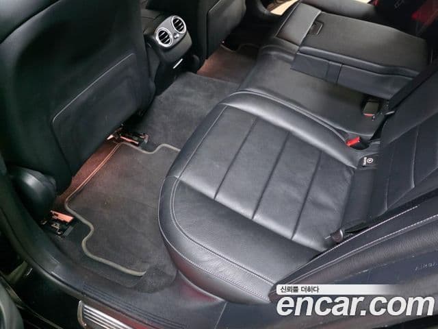 Mercedes-Benz E-Class 2020 — ფოტო 10/20
