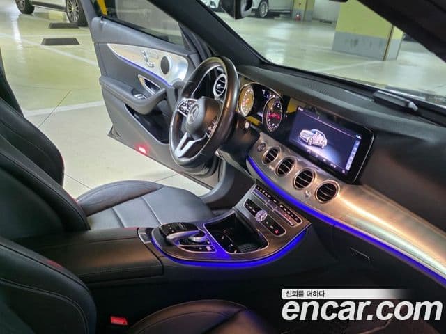 Mercedes-Benz E-Class 2020 — ფოტო 12/20