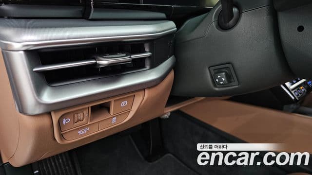 Hyundai Grandeur Hybrid 2024 — Photo 9/29