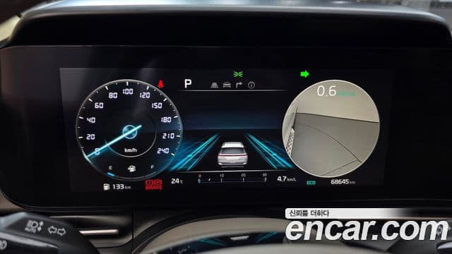 Kia Carnival 2021 — Şəkil 8/20