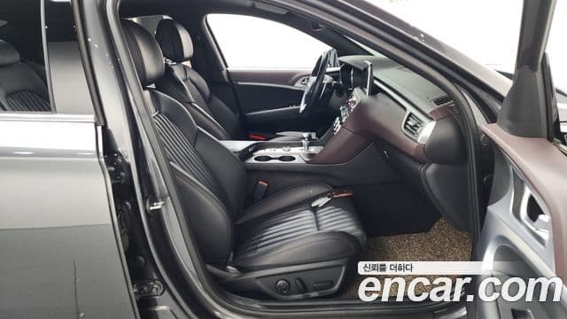 Genesis G70 2020 — ფოტო 35/36