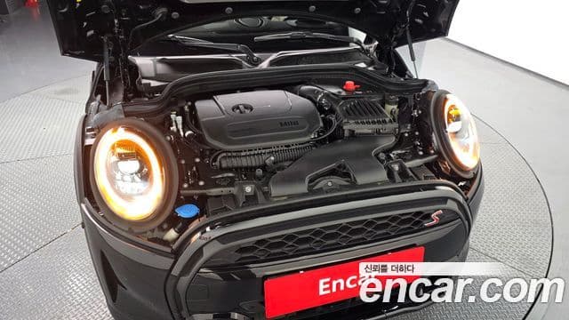 Mini Cooper S Convertible 2023 — ფოტო 6/20