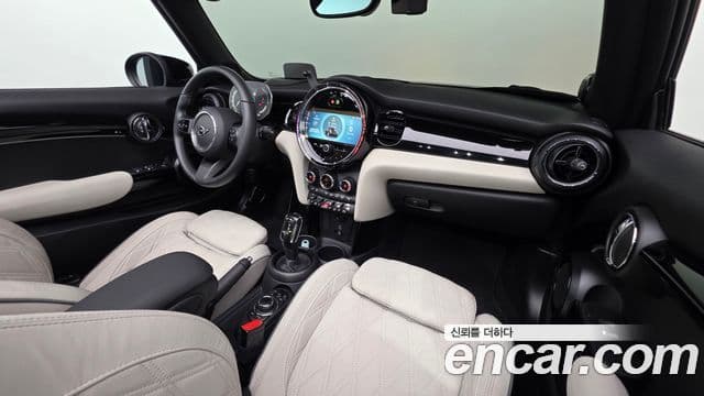 Mini Cooper S Convertible 2023 — ფოტო 7/20